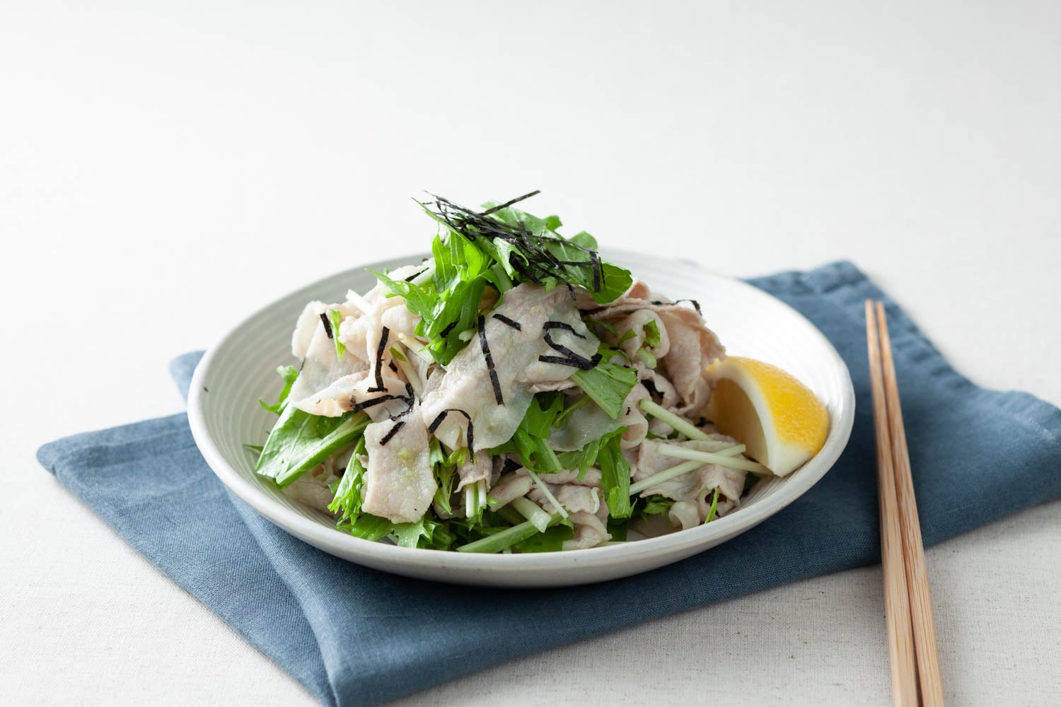 豚しゃぶのわさび和え 脂の多い豚バラとわさびの相性はとても◎。デイリーなおかずにも役立ちます。