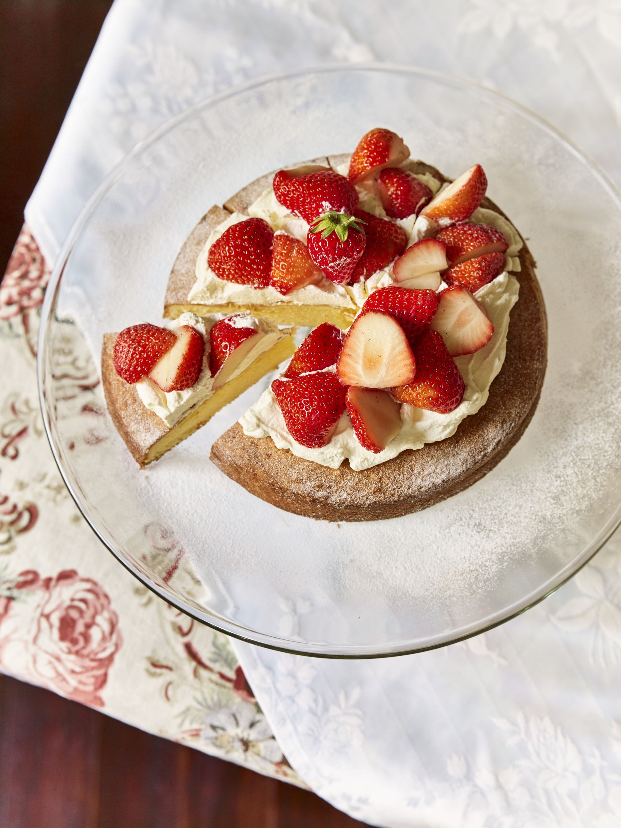 ストロベリースポンジケーキ。