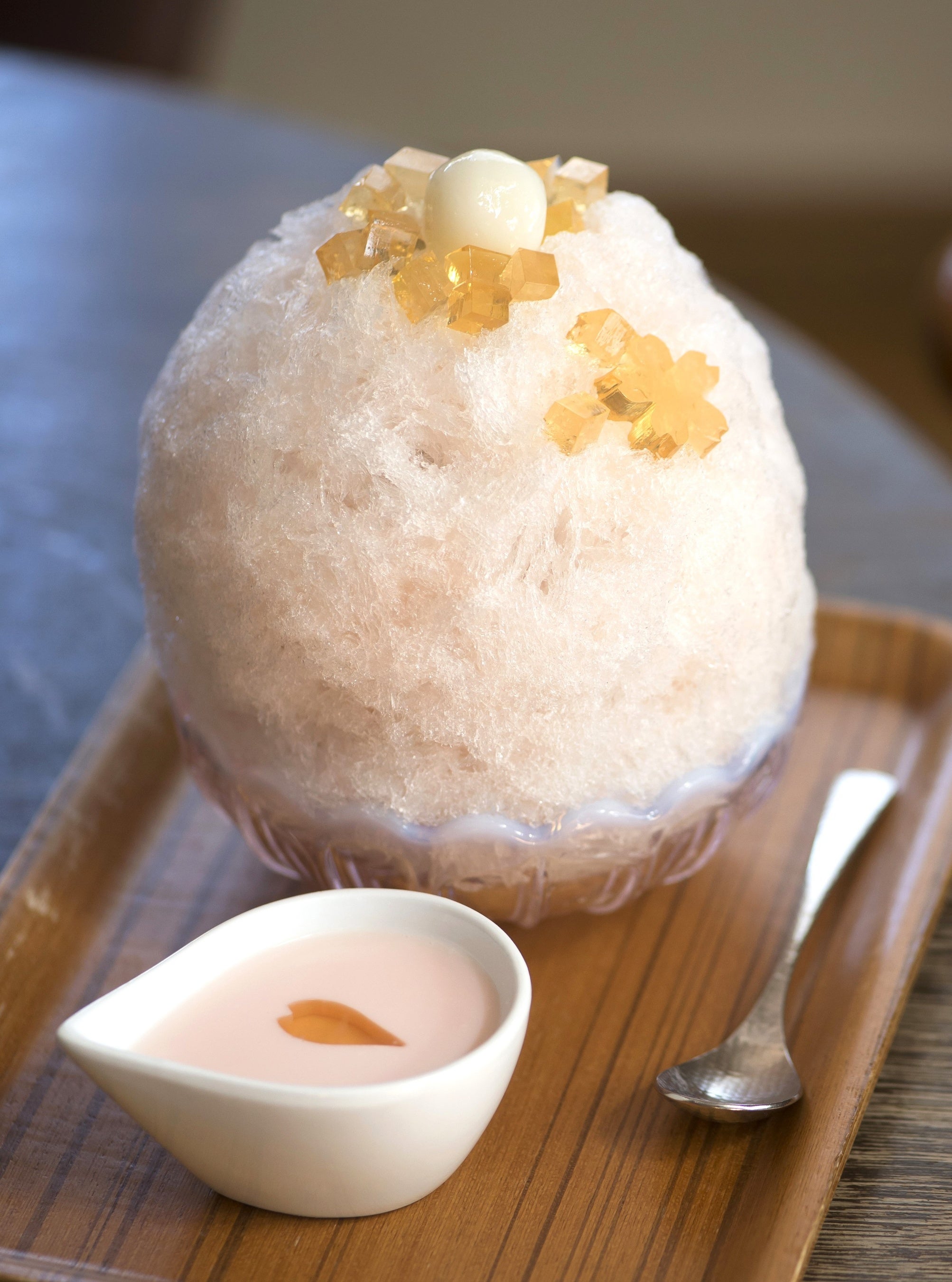 春は〈さくら氷〉。