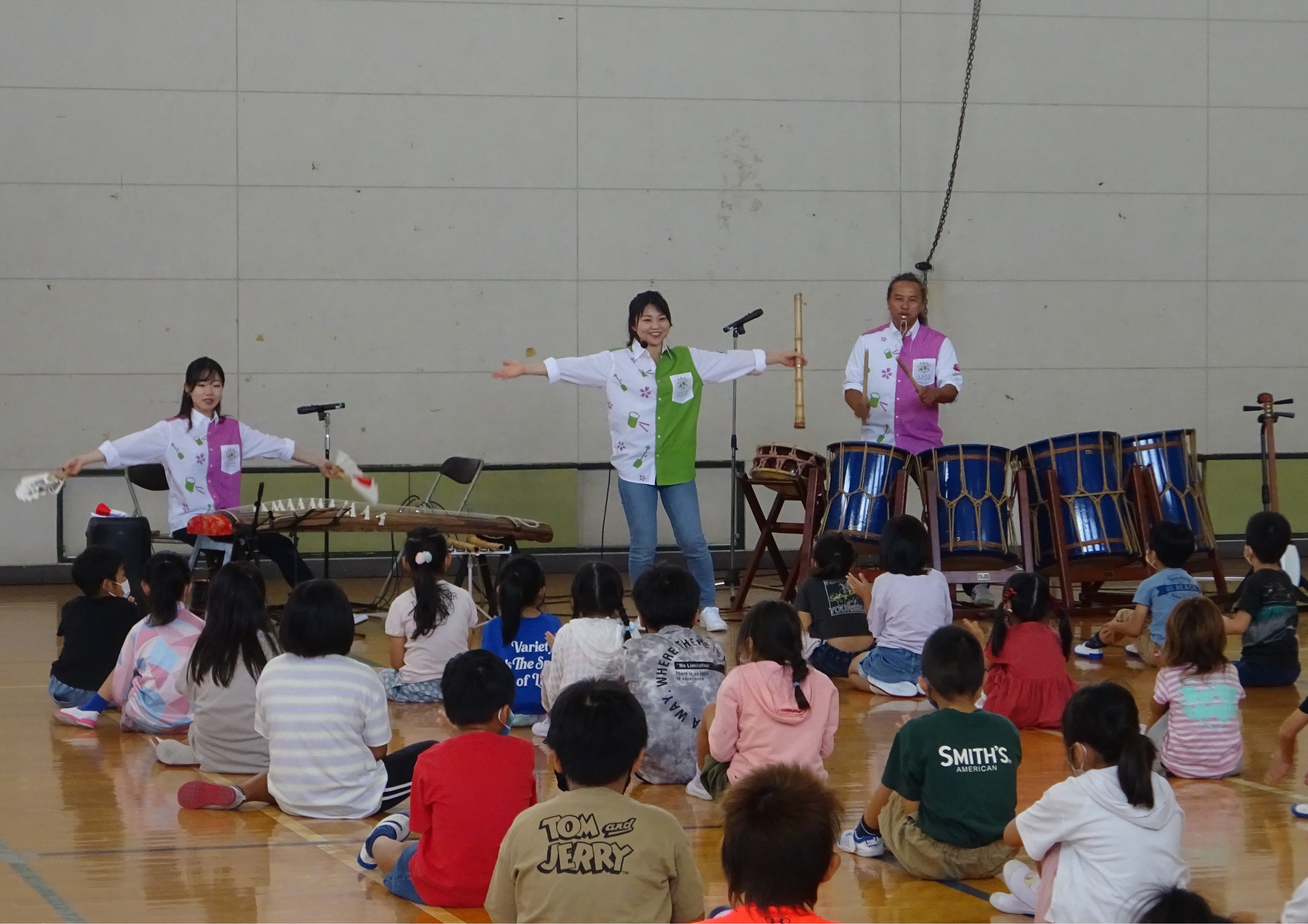 和楽器鑑賞の様子