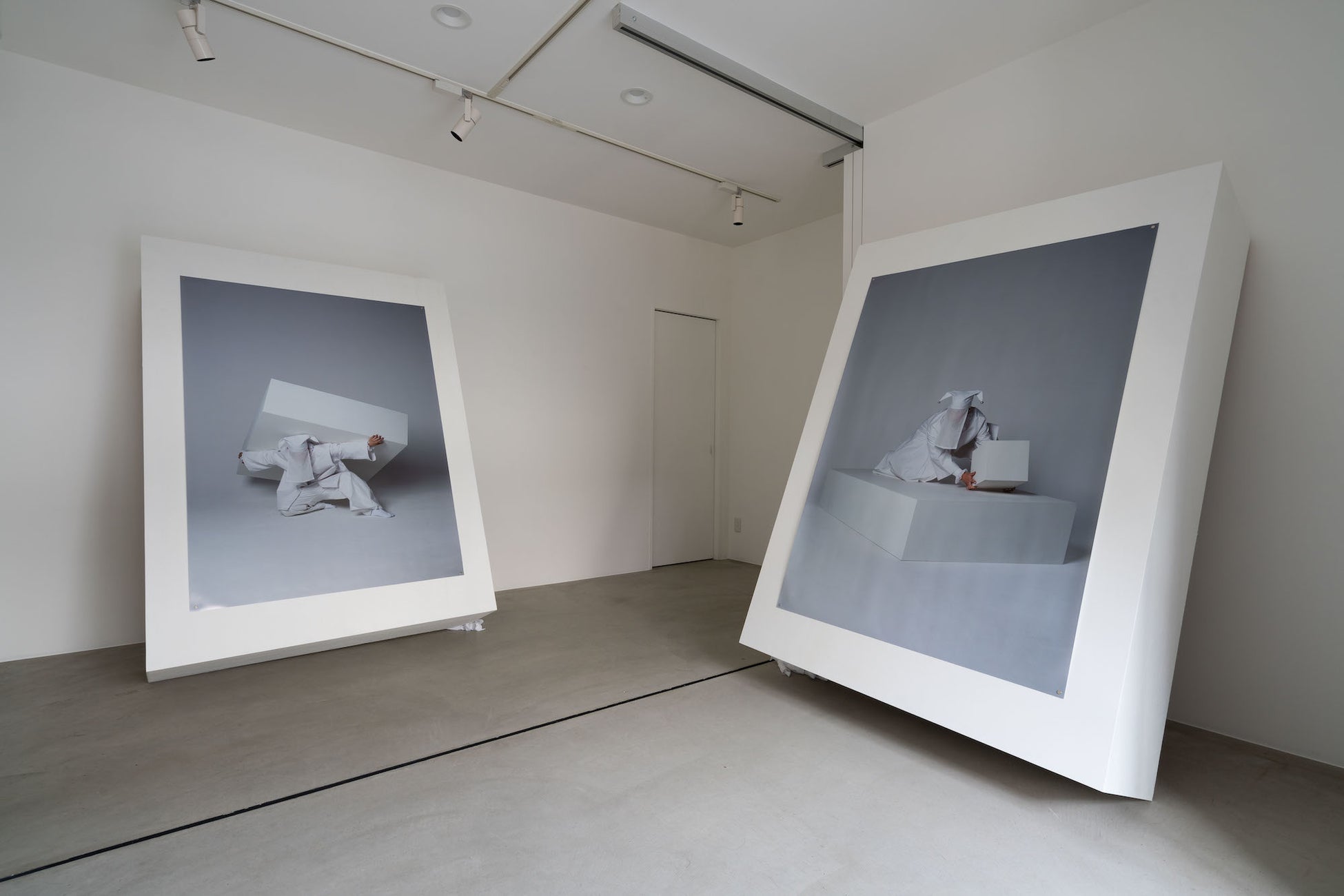 吉野 俊太郎《Plinthess》2021 photo by OMATA Hidehiko