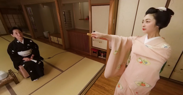 お稽古風景やお化粧風景など芸舞妓さんの日常を360度動画で順次公開予定