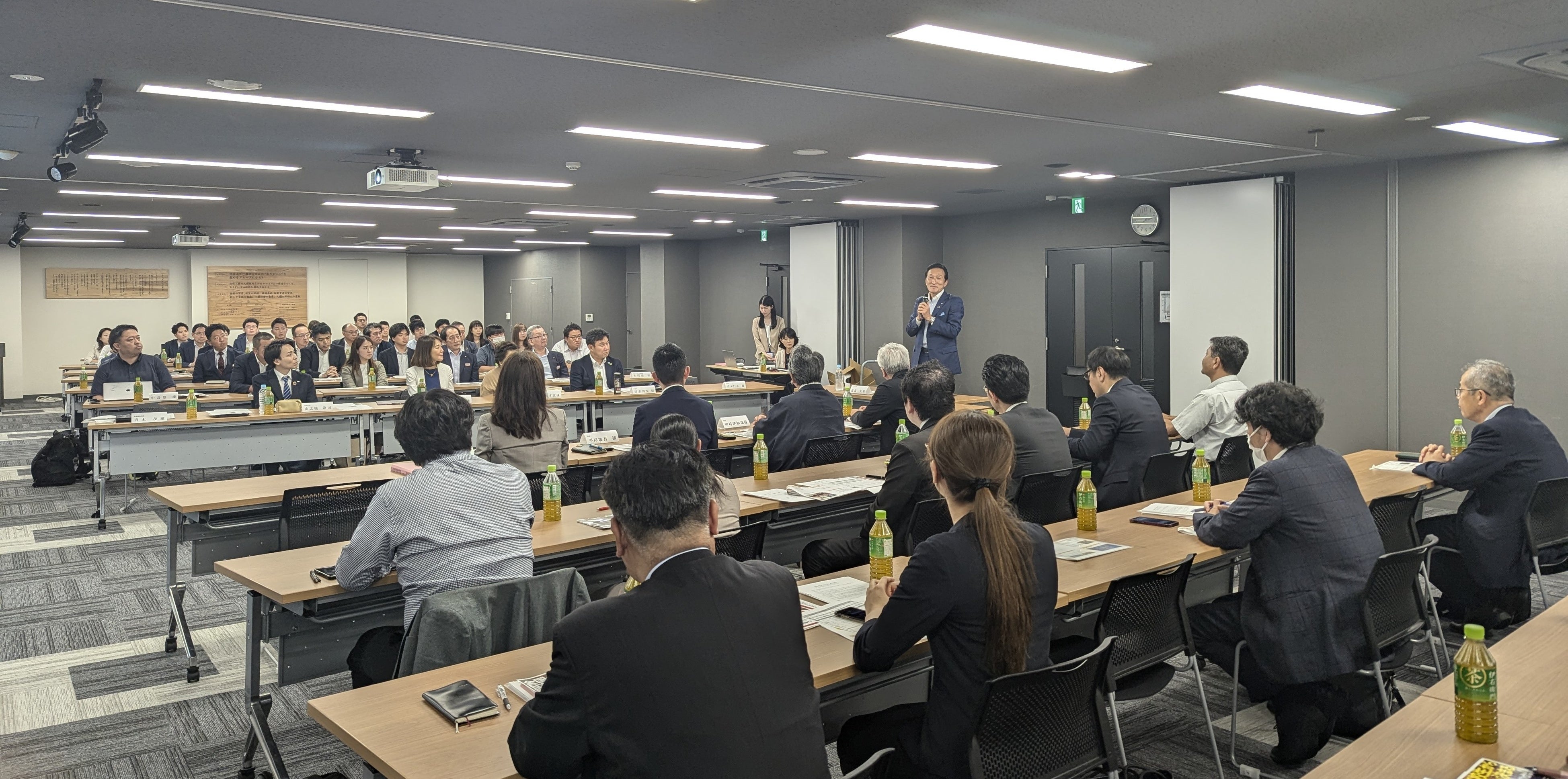 夢溢れる社会の実現に向けて】アチーブメント株式会社 代表取締役会長