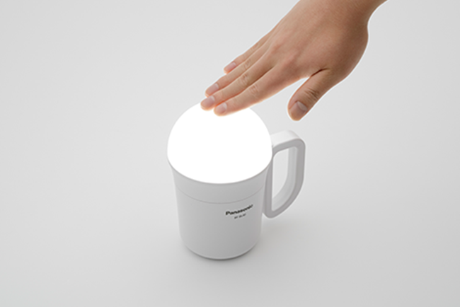 タッチセンサーで簡単操作