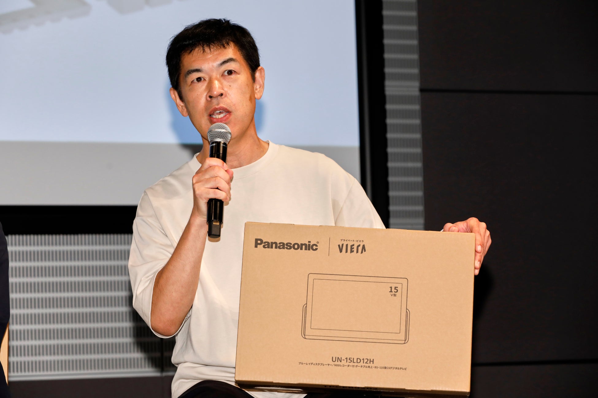 エンターテインメント&コミュニケーション株式会社 デザイン三課 佐藤