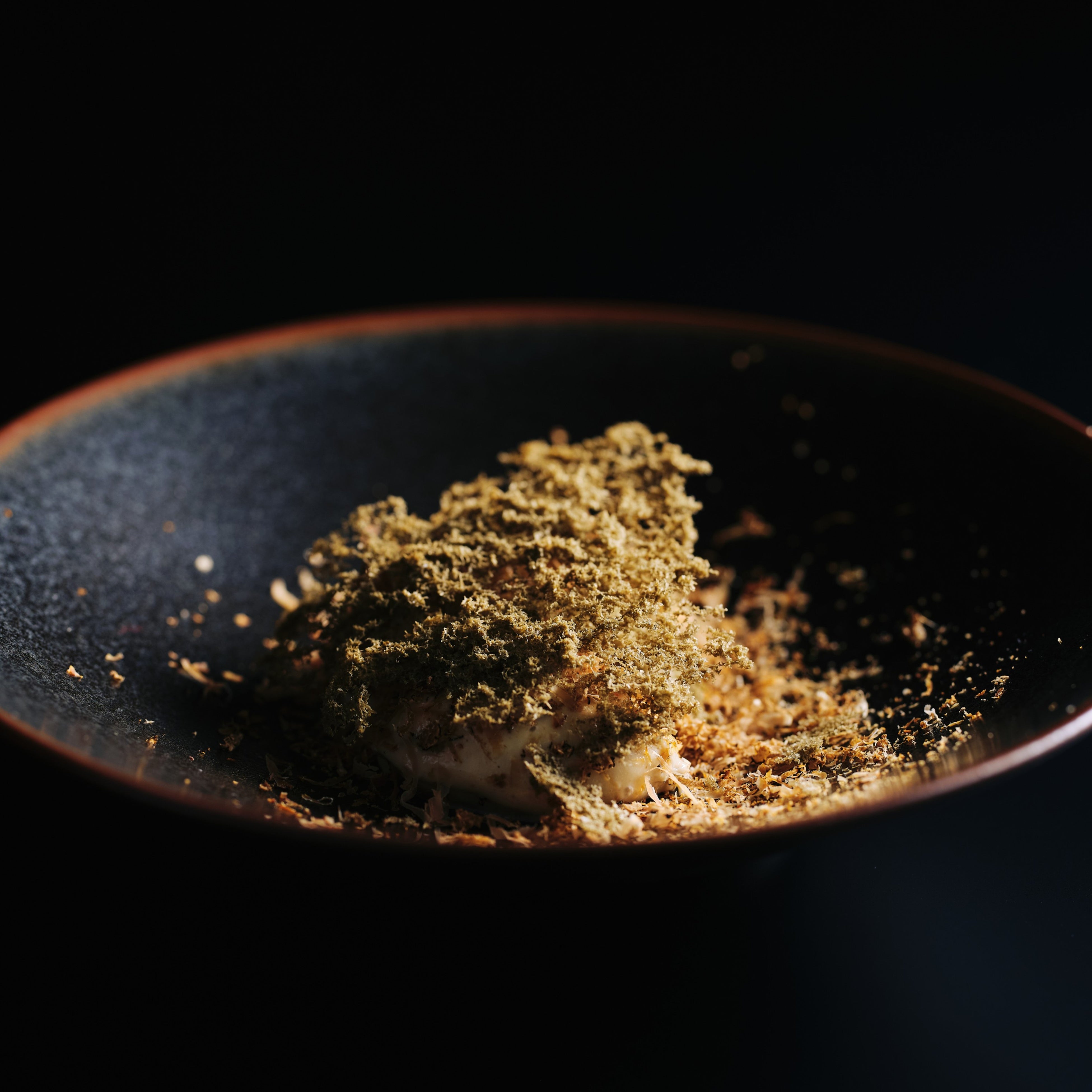 「まいたけのムース 滋賀県近江鴨　秋トリュフ、コンラッドサワードゥブレッド」