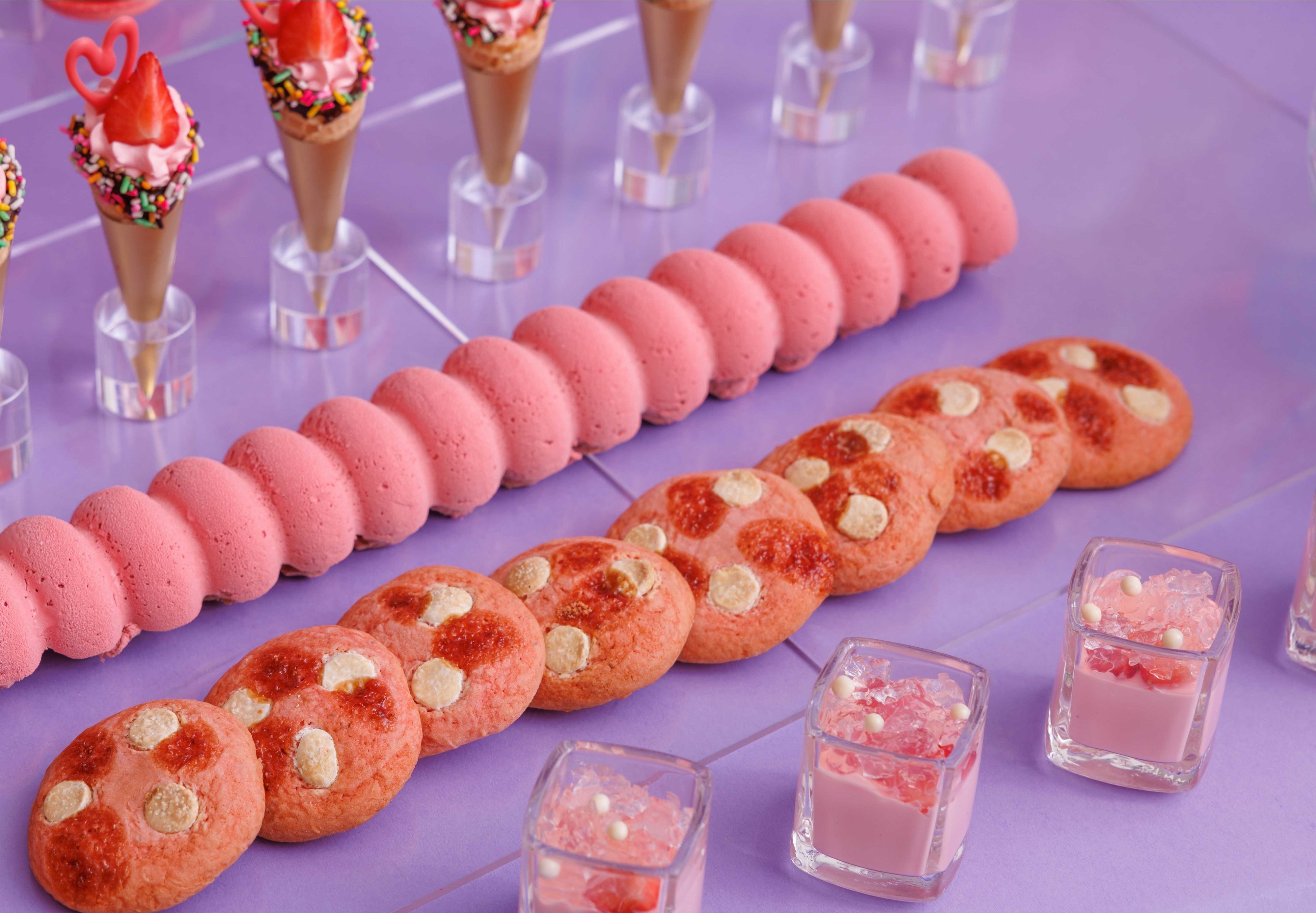 ストロベリールベンクッキー、ラテソース