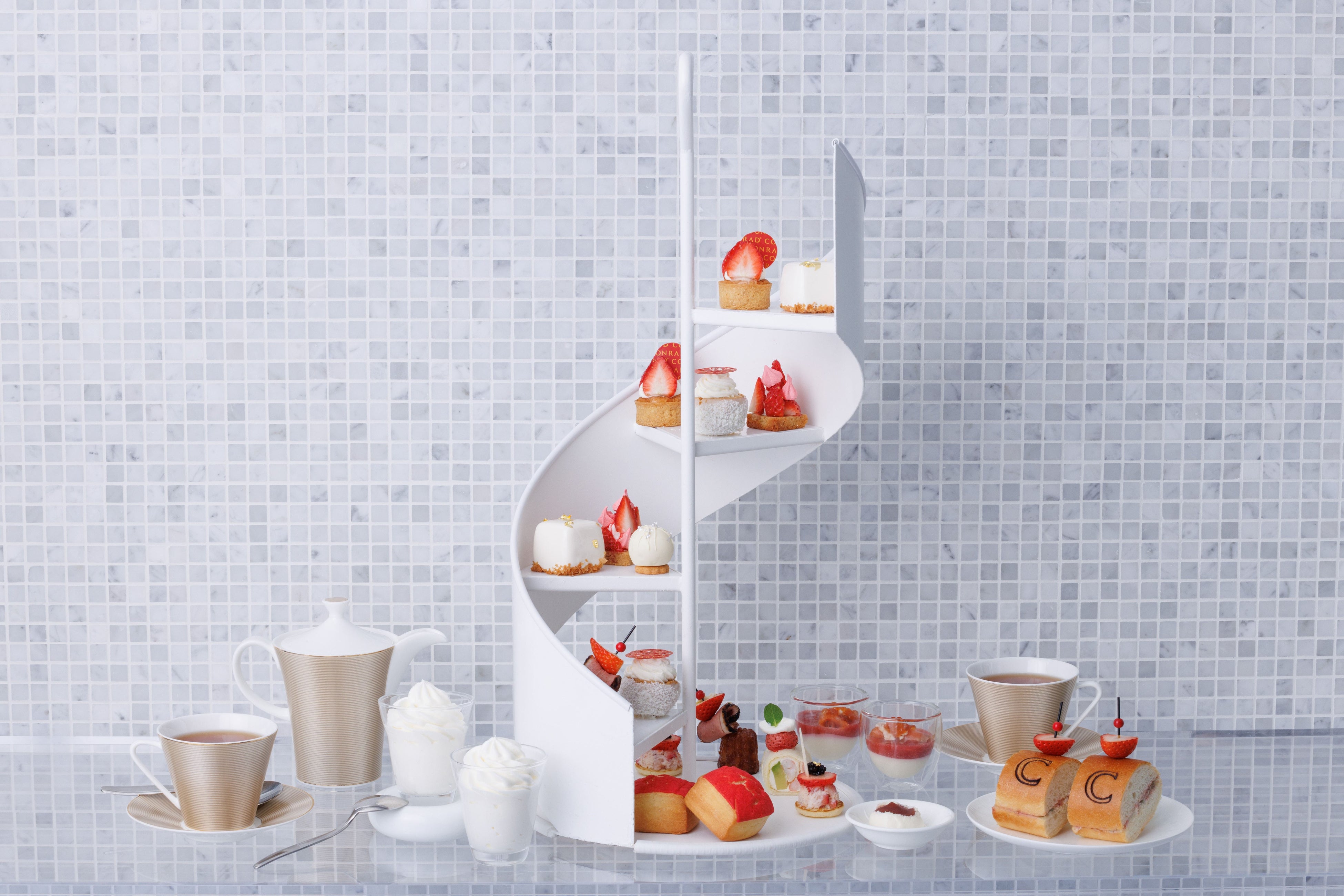 「シャンティ・フレーズ」ストロベリーアフタヌーンティー