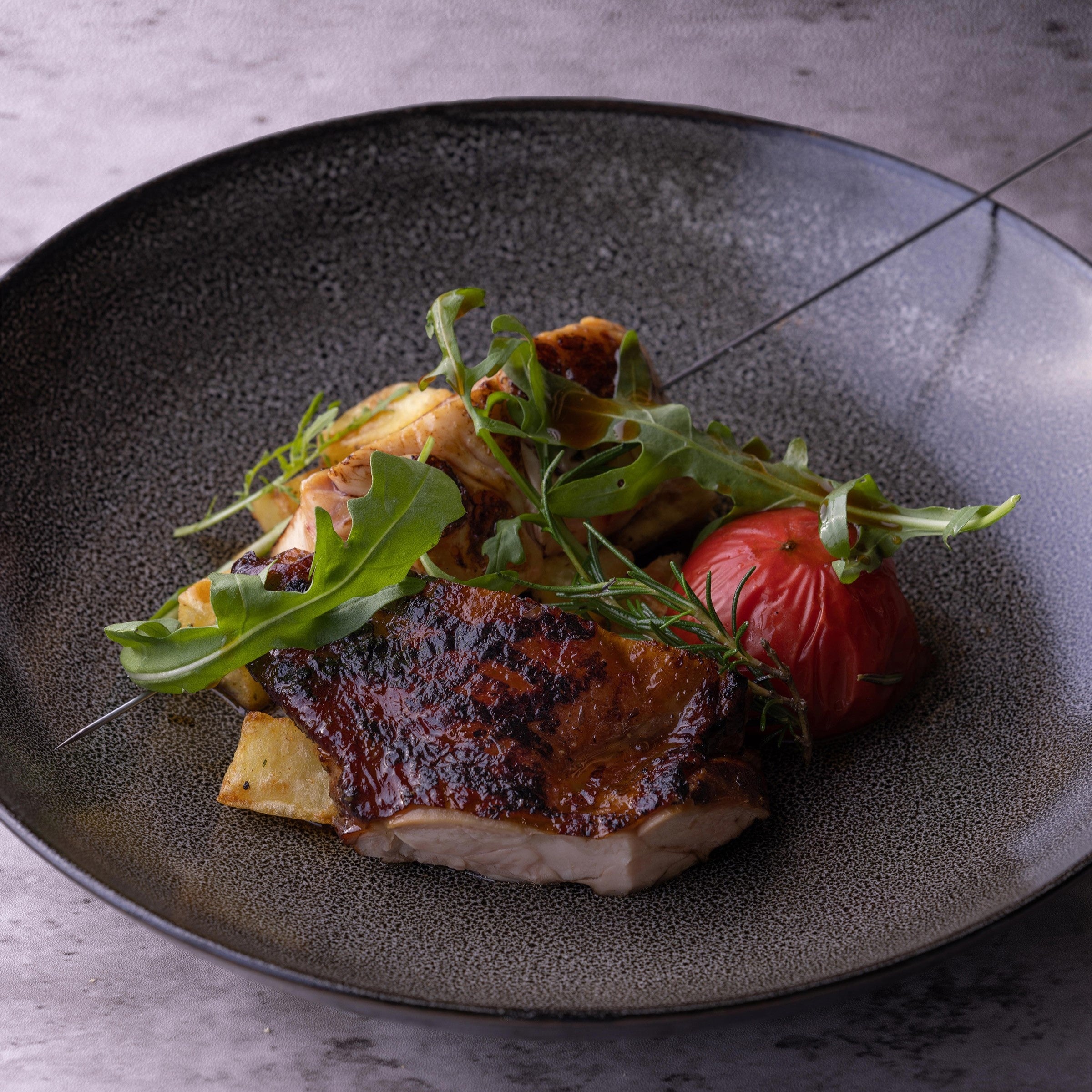 淡路どりもも肉のディアボラと胸肉のスピエディーノ