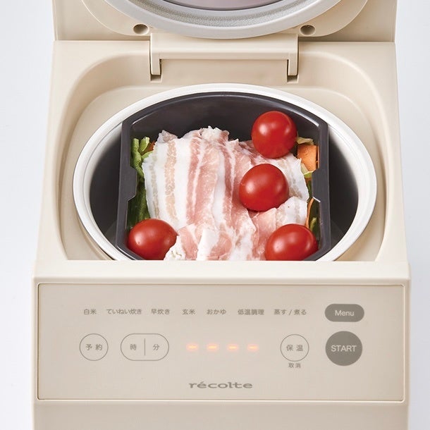 ②調理トレイに食材をセットし、「白米」 ボタンを押す