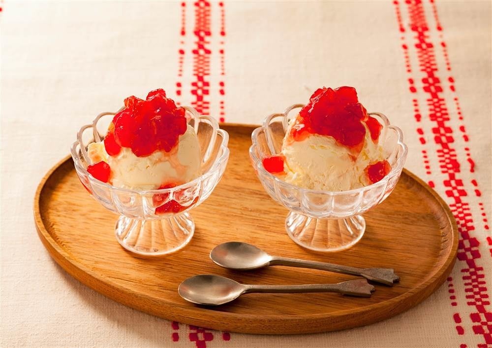 バニラアイスクリーム　 アップル&クランベリーがけ