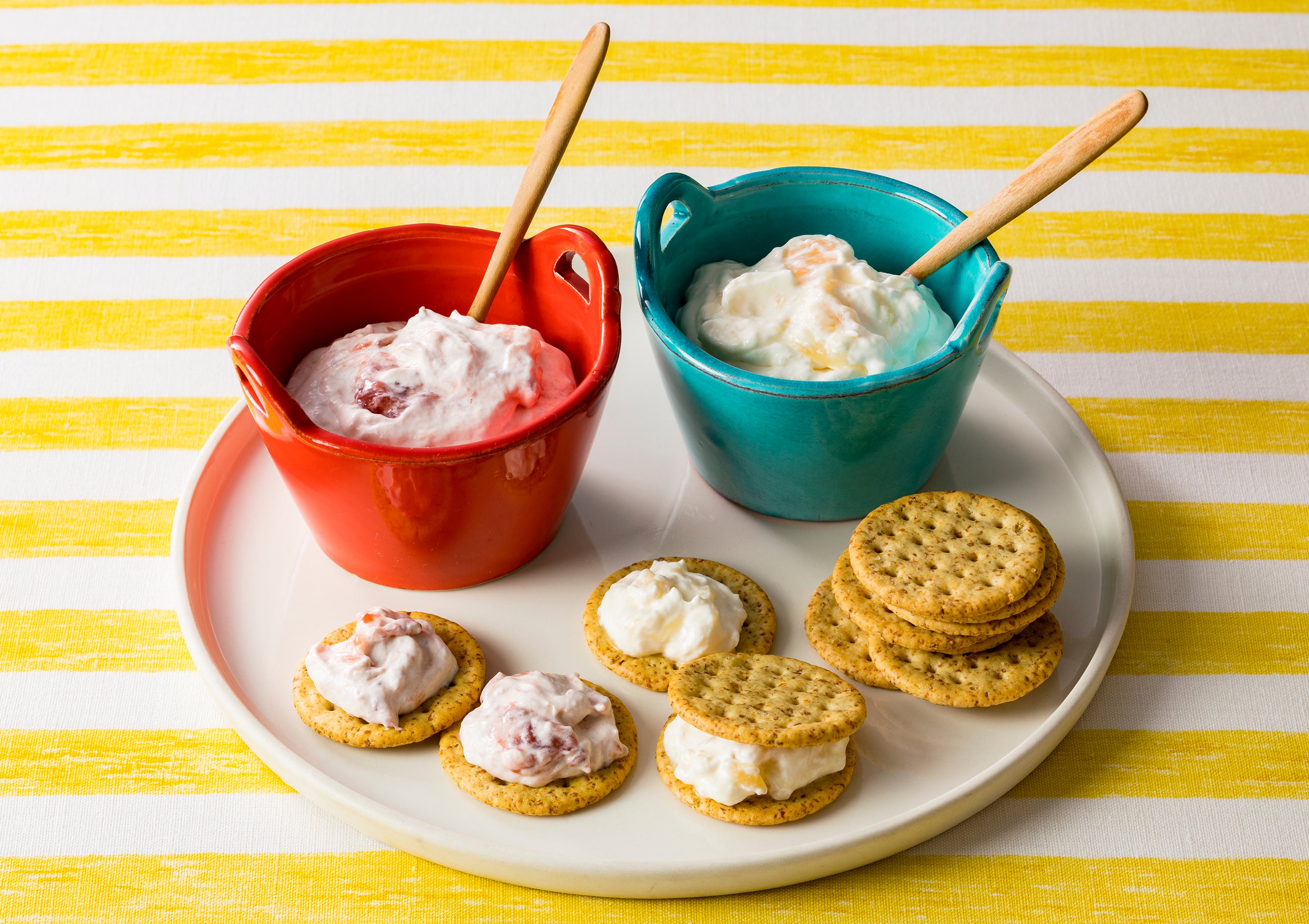 いちごと白桃のフルーツホイップ