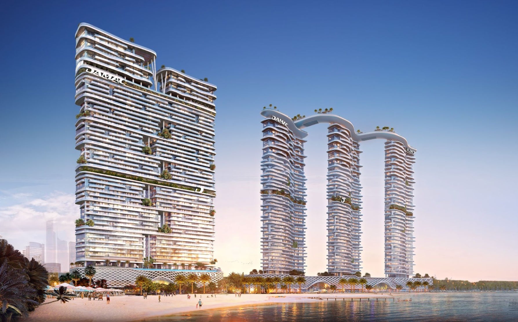 DAMAC BAY 2 by Cavalli (写真左)