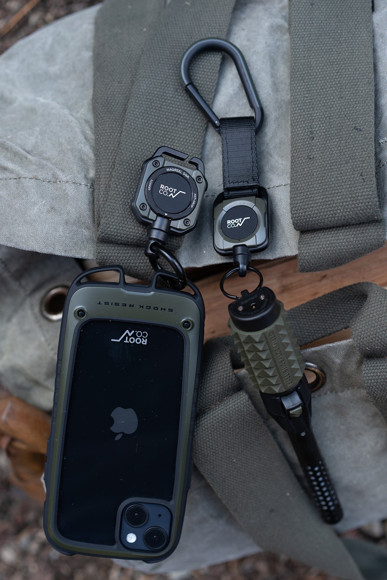 左：SQR.　右：SQR. LITE