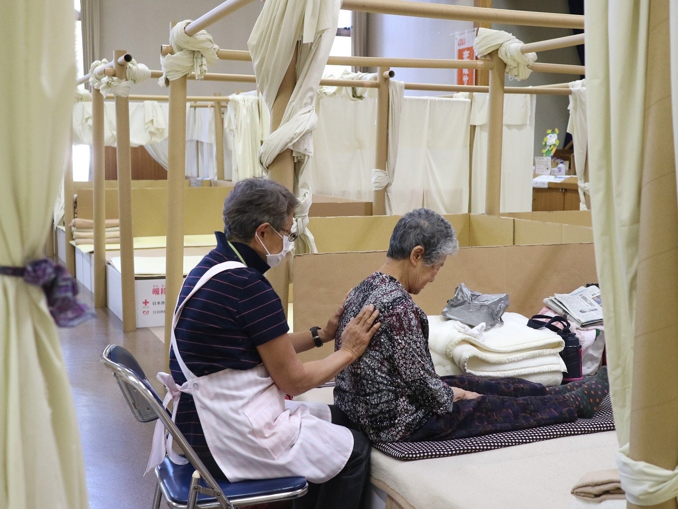 胆振東部地震避難所での被災者支援活動