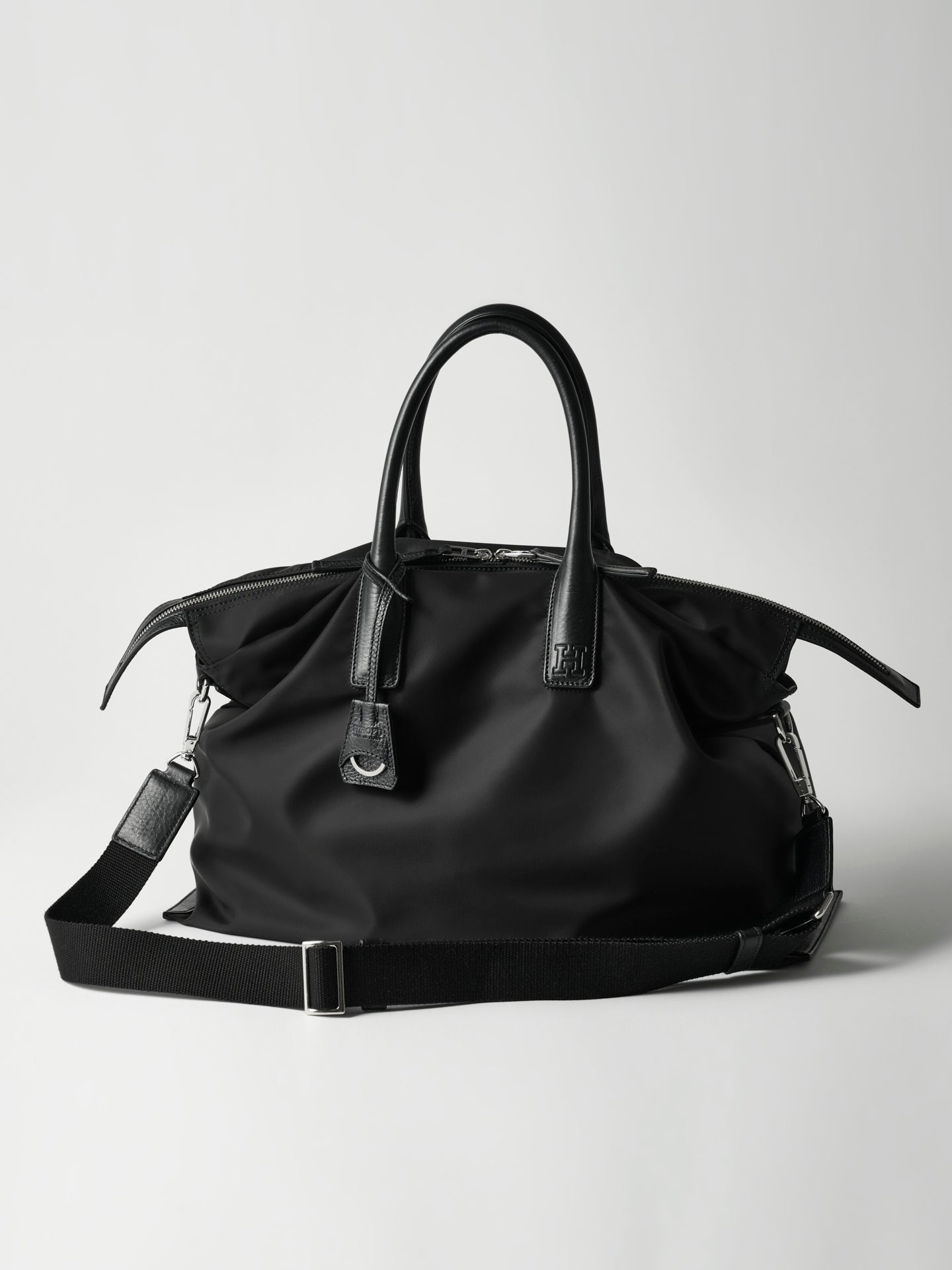 トートバッグＬ　¥141,900(税込)