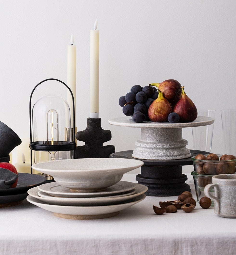 ジャスミン様専用新品　陶器　陶芸作家　オフホワイトの中鉢2個 262 《作家・窯元・工房》 \u003e 陶磁器作家 : 和食器の愉しみ 工芸