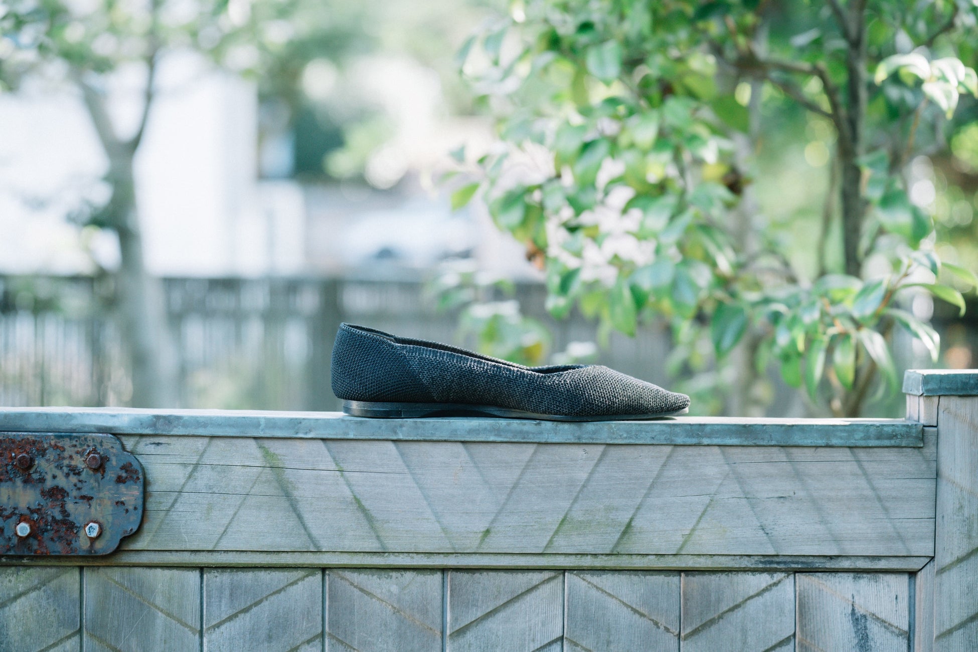 日本のものづくりの発想「もったいない、なるべく軽く作る、シンプルなのに計算しつくされたデザイン」を形に。