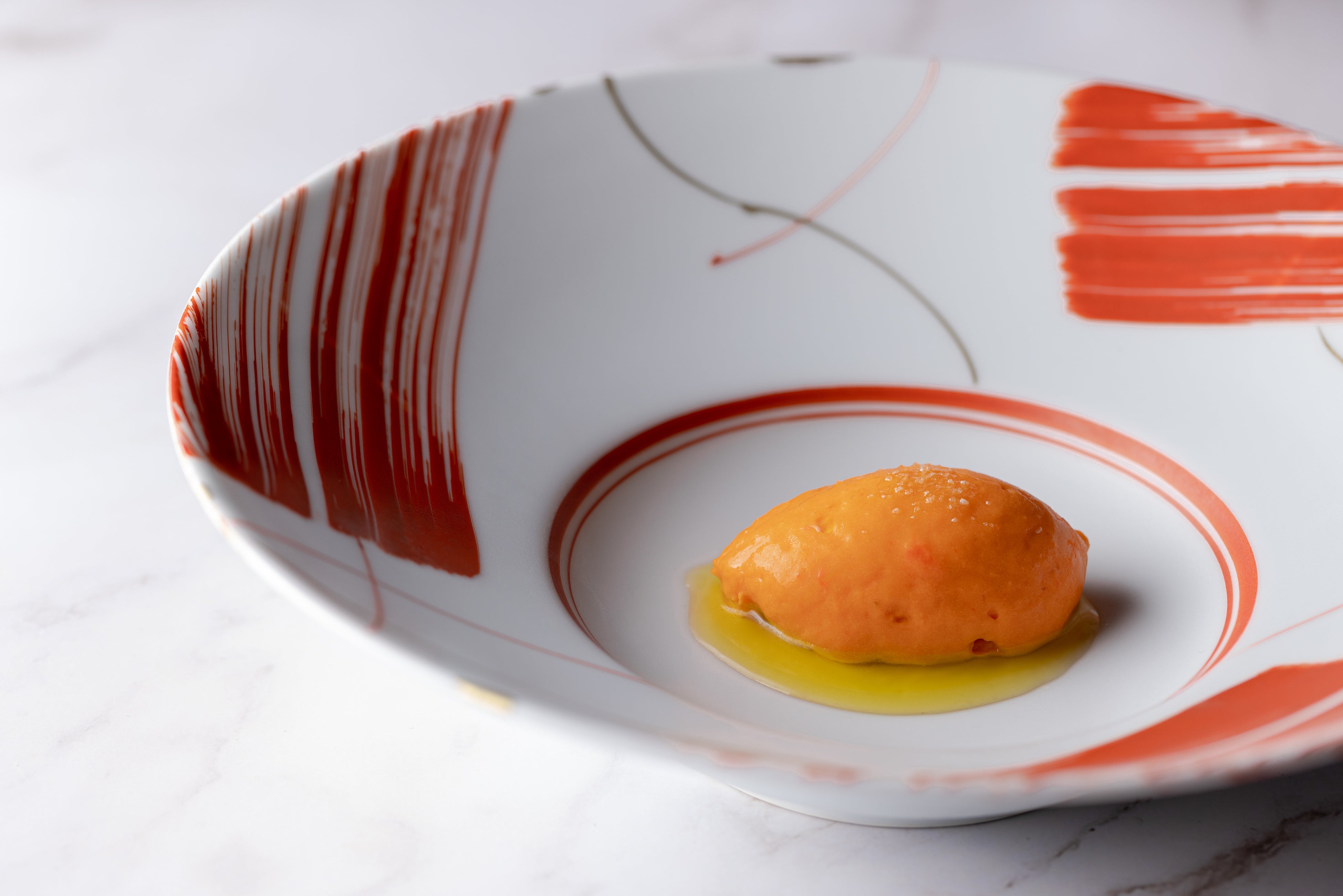 炭火焼きで旨みを凝縮したパプリカの滑らかなムース