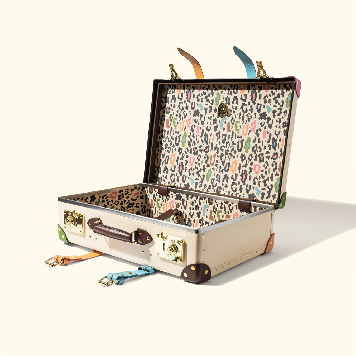 スーツケース 242,000円(税込)