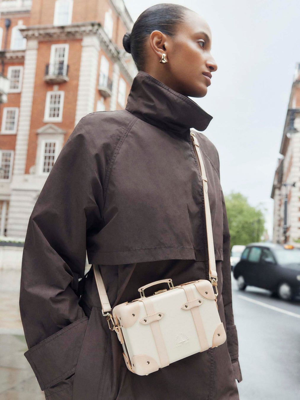 アイボリー|258,500円(税込)