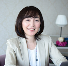 志鎌 真奈美 氏