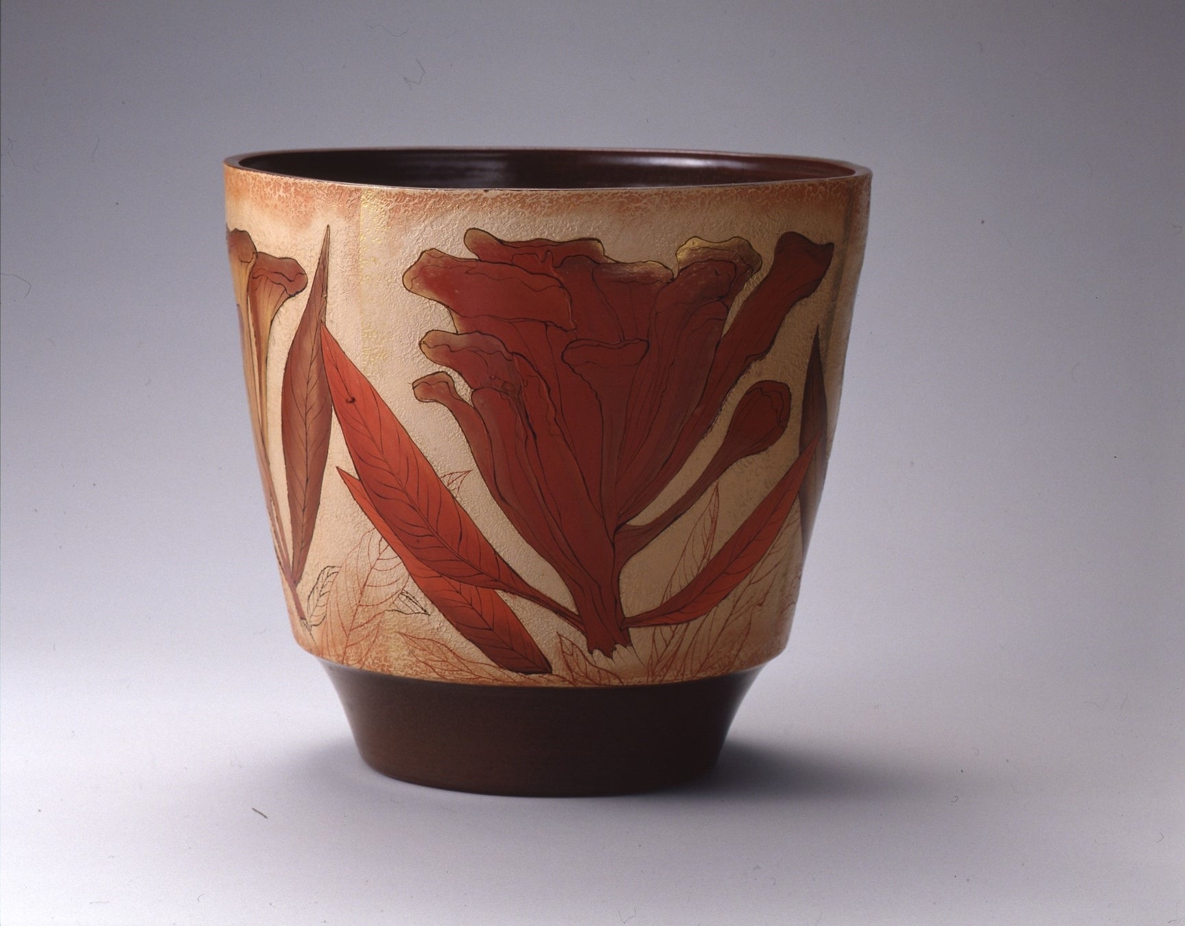 安本正三《「赫日」飾壺》昭和55年