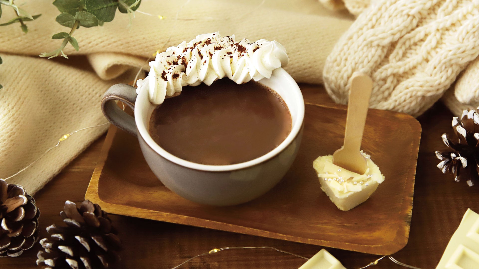 ホワイトココア　682円