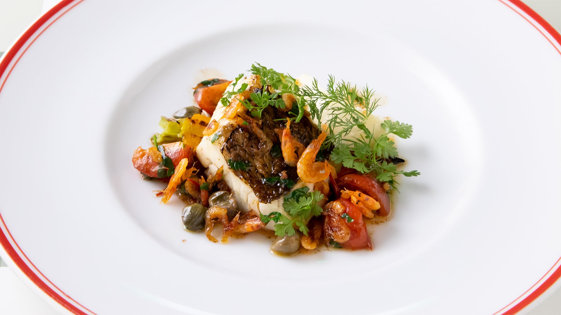 本日のお魚のロースト 桜海老と焦がしバターのソース