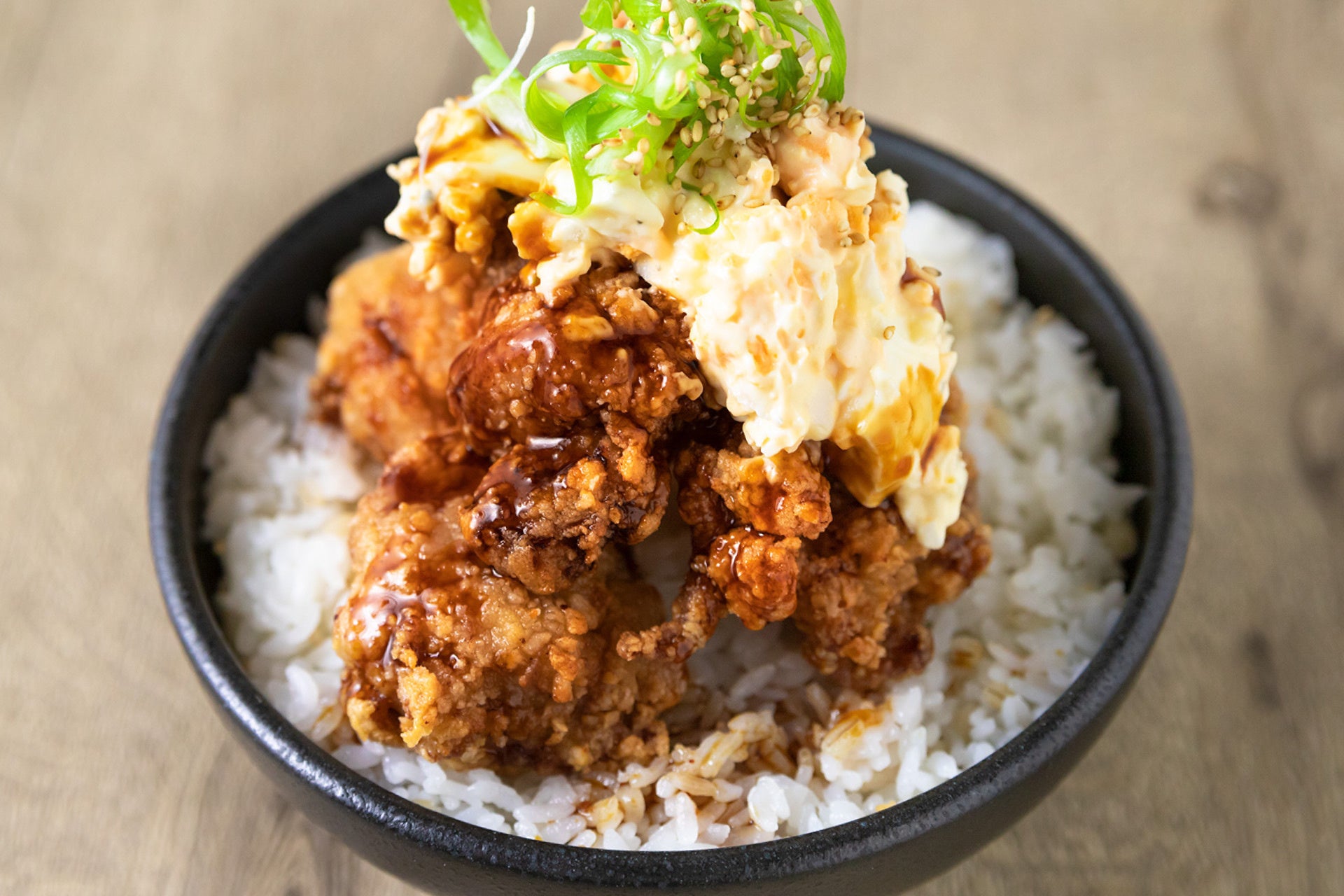 旨味唐揚げ チキン南蛮風丼　並1000円