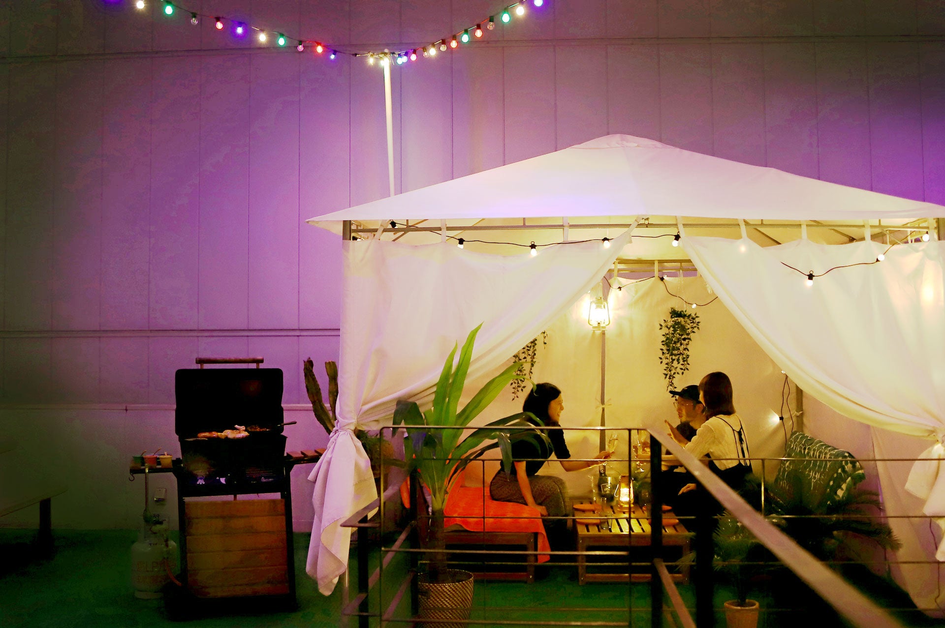 2階特設グランピングテラス