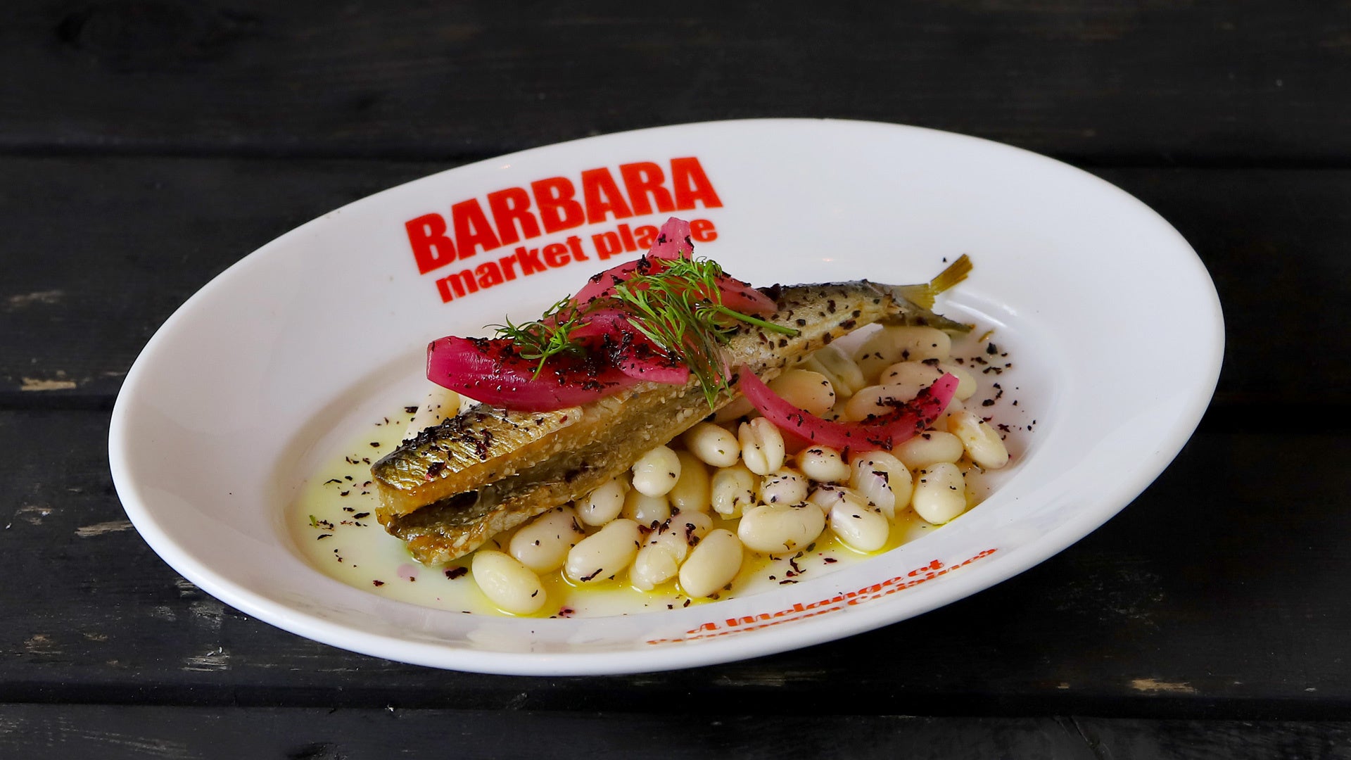 真イワシと白インゲン豆、赤玉ネギのサラダ　780円