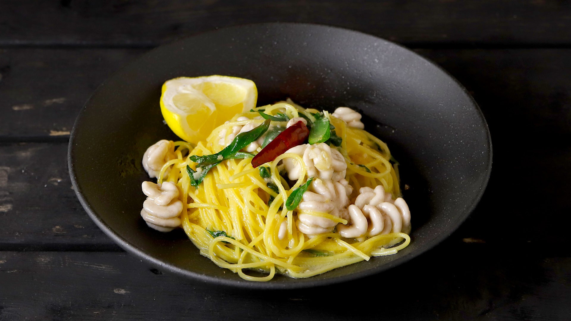 タラ白子のペペロンチーノ スパゲッティ　2200円