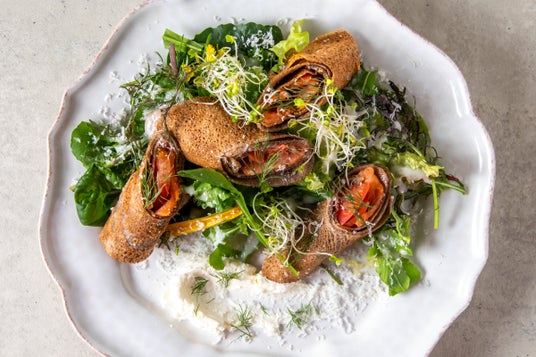 神戸のTOOTH TOOTHが手がける「TOOTH TOOTH BISTRO&CAFE」より、太陽の恵みを受けた旬の果実や野菜が彩る夏限定のガレットとデザートを7月2日(木)より新登場。 神戸のTOOTH TOOTHが手がける「TOOTH TOOTH BISTRO&CAFE」より、太陽の恵みを受けた旬の果実や野菜が彩る夏限定のガレットとデザートを7月2日(木)より新登場。