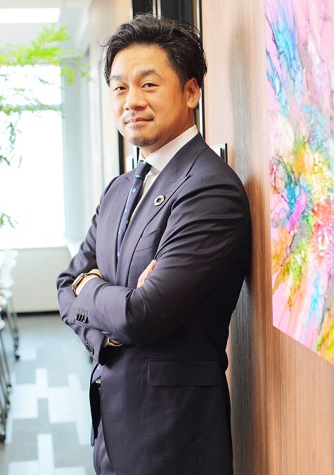 代表取締役社長　望月　真裕