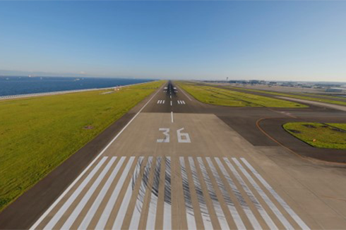 通常は立ち入ることのできない中部国際空港セントレア滑走路に入っていただきます