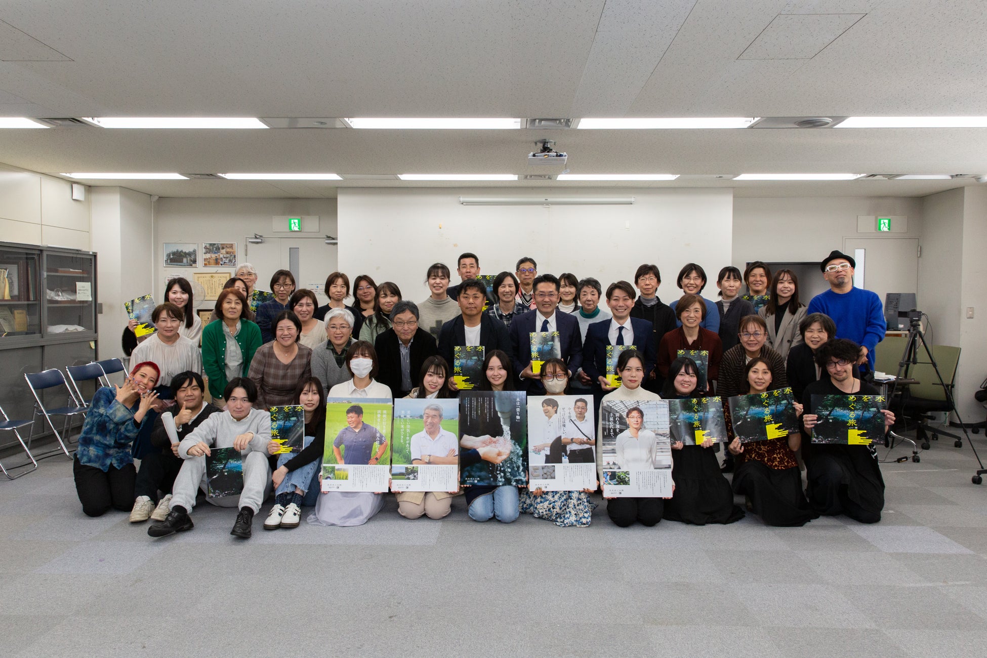 当日の様子:日藝の学生、教員、生産者、生活クラブの組合員・職員の集合写真
