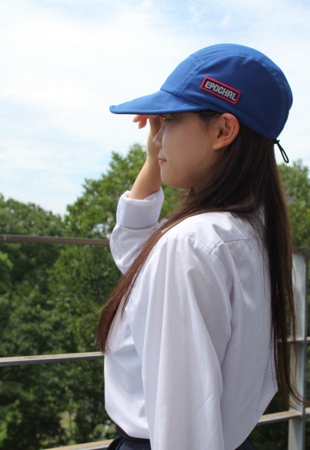 女子高生が好むカラーのUVカット帽子　エポカル