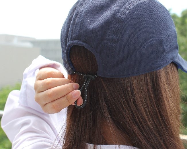 サイズ調整がワンタッチで簡単にできる UVカット帽子 エポカル