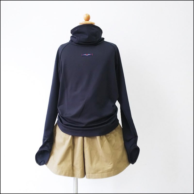 キッズ用は、サッカーや野球などの屋外スポーツの練習着や普段の通学にもおすすめです。