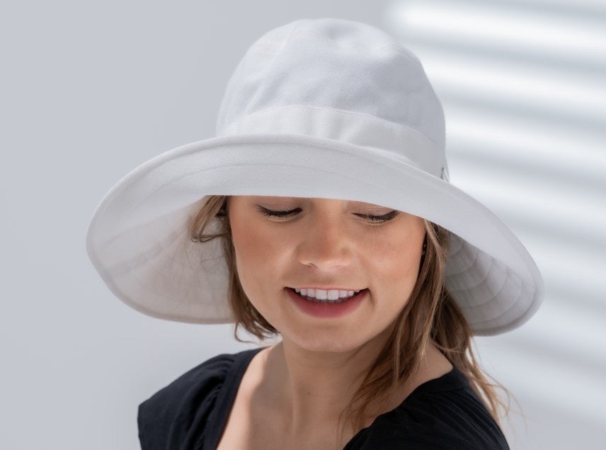 エポカル　ノーブルハット　ホワイト