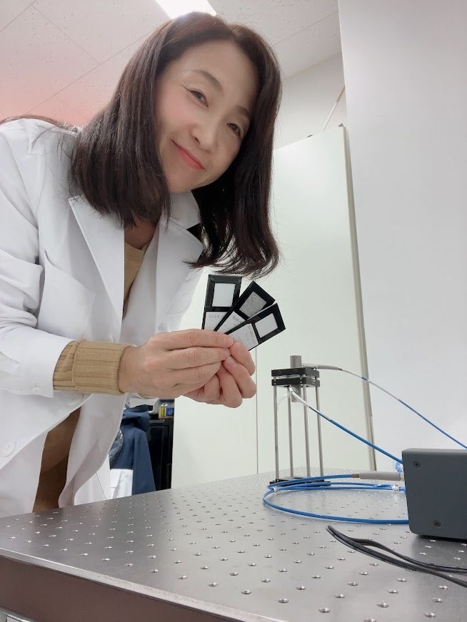 株式会社ピーカブー　松成紀公子　理研インキュベーションプラザにて実験中