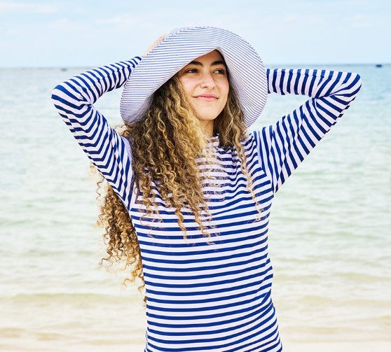 ゆったりめの着用感で体型かくしにも