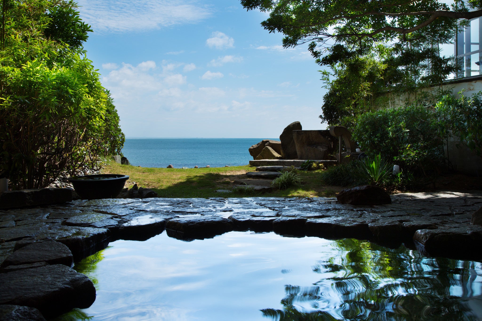 海鮮ランチ 日帰り温泉プラン きらめく海を眺める鳴門温泉と瀬戸内の美味を堪能するショートトリップ 株式会社h P D コーポレーションのプレスリリース