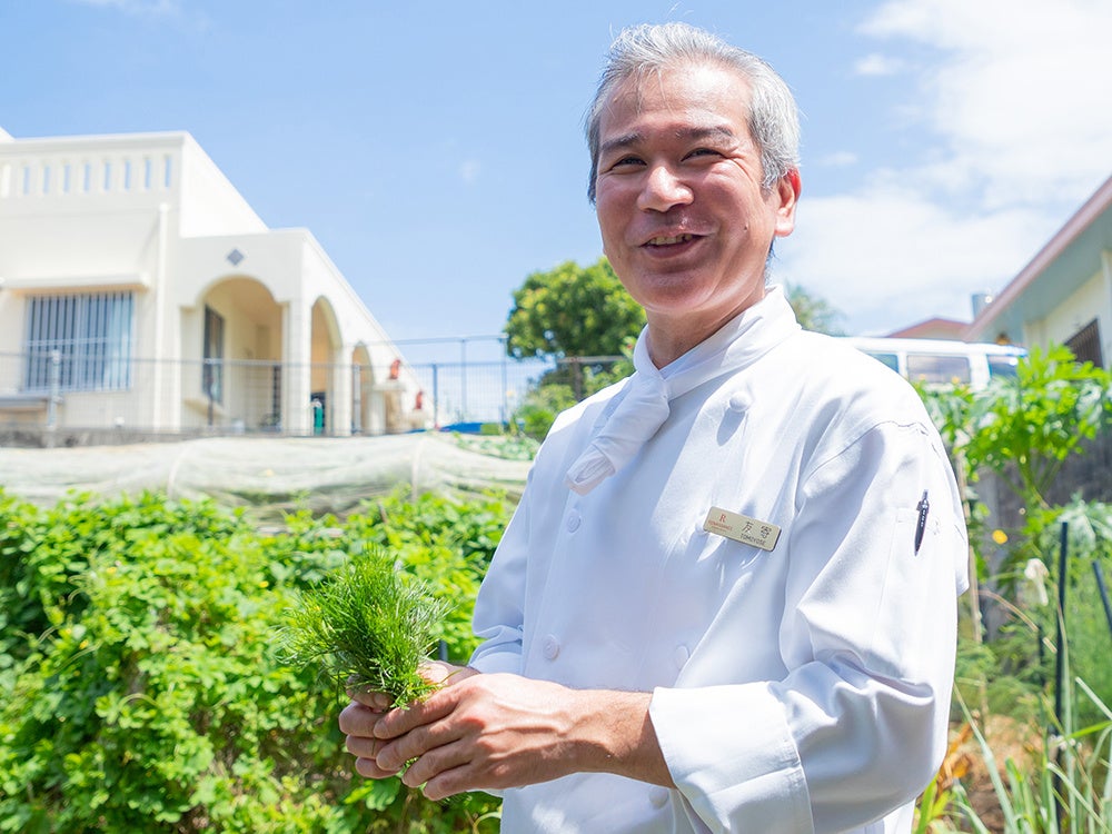 セイルフィッシュカフェ　シェフ友寄秀昭