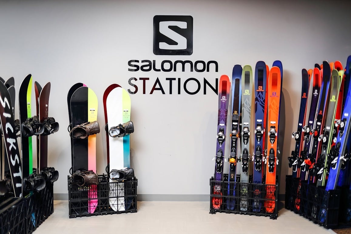 レンタルコーナー