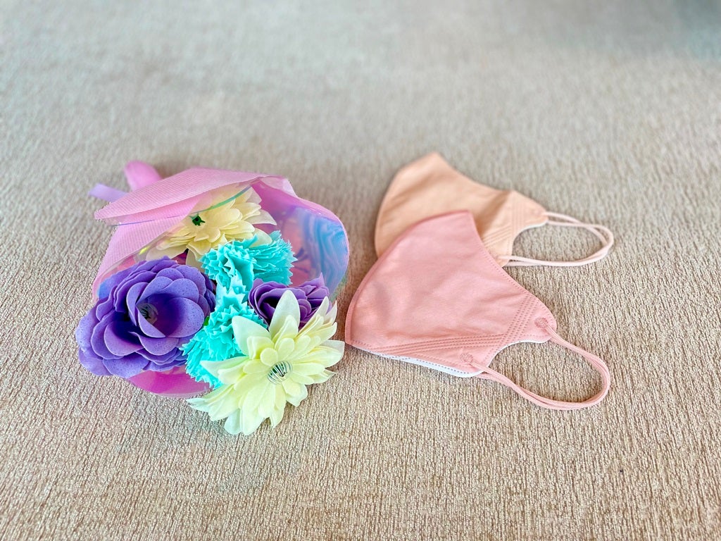 バスフラワーブーケ・不織布マスク