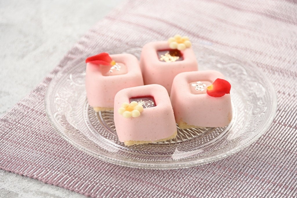 いちごのキューブムース（イメージ）