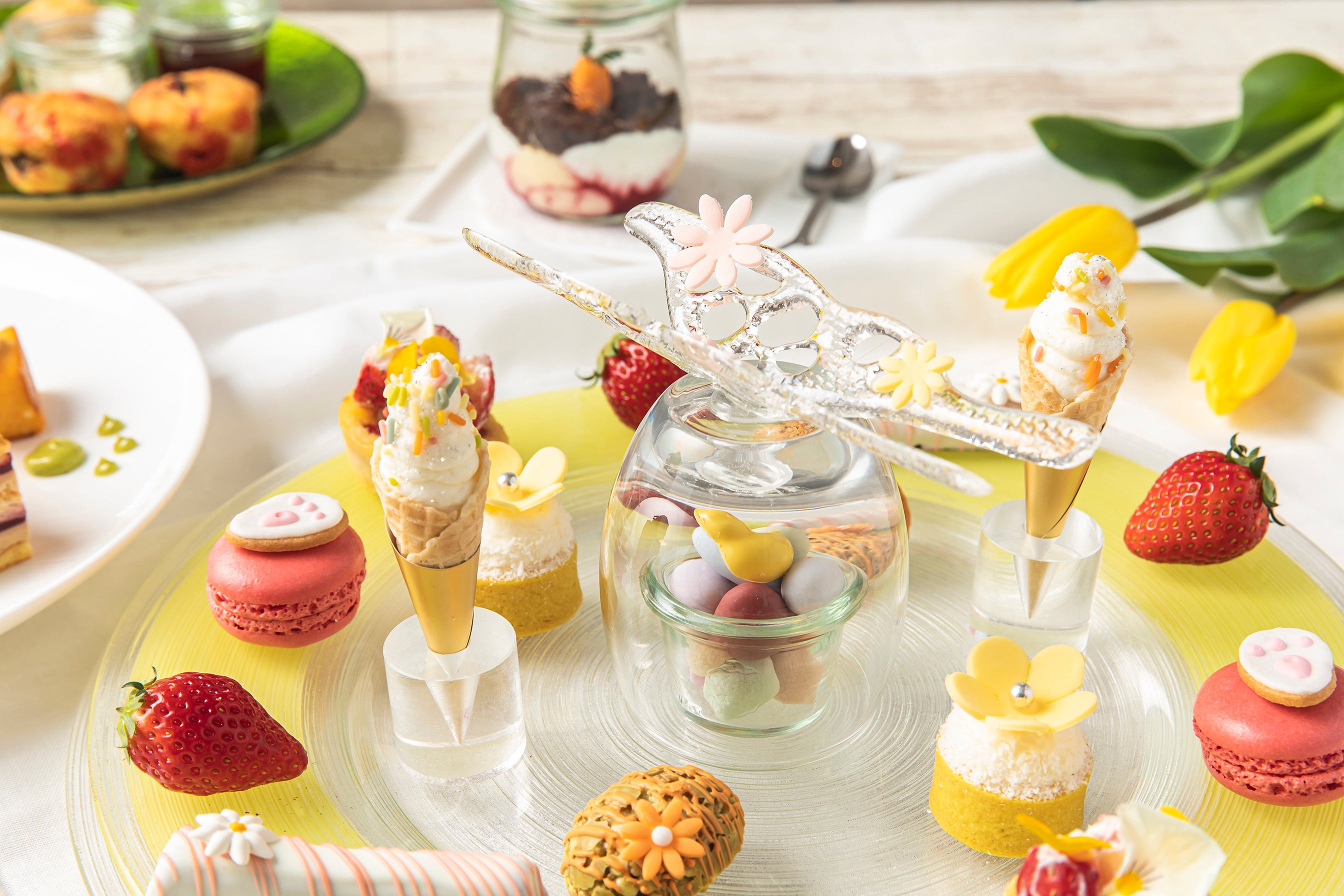 Easter Party～蝶が舞うギャラリーアフタヌーンティー～スイーツプレート イメージ