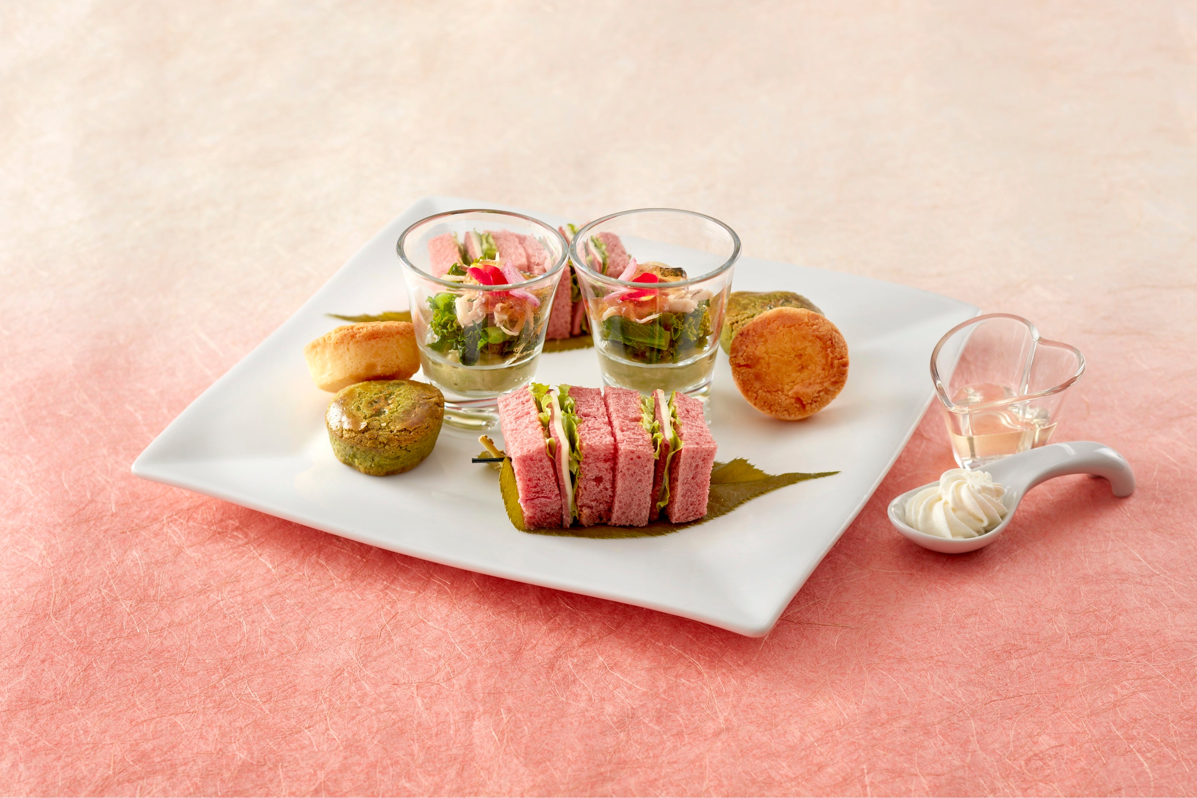 日本昔話アフタヌーンティーセット～花咲かじいさん～（セイボリー）